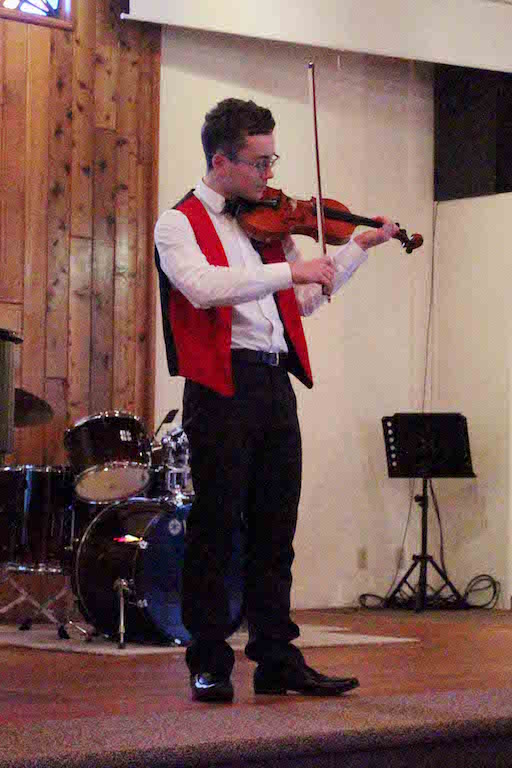 "Welcome December" - Noah Mellemstrand (violin), December 11, 2016