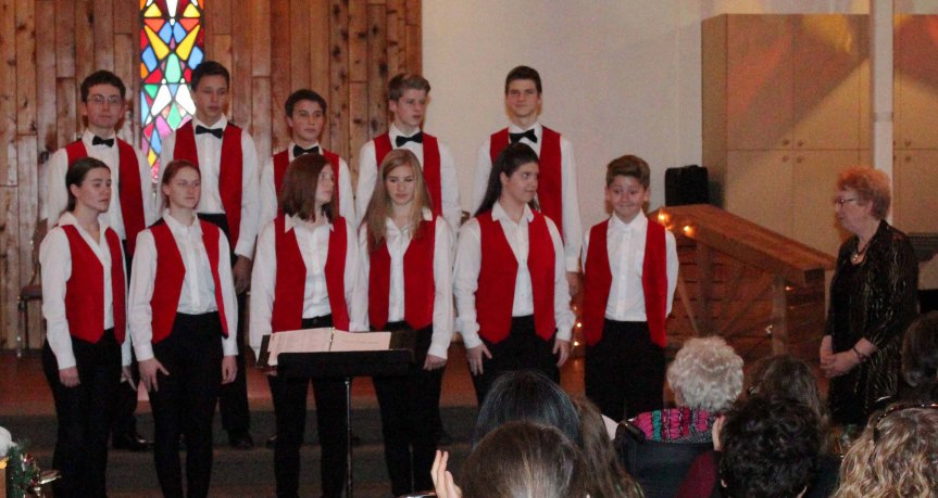 "Unfolding Delights" - Cowichan Valley Youth Choir, December 2015